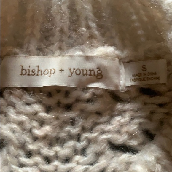 Sweater - Picture 3 of 3